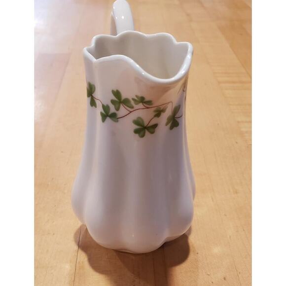 Vintage Shamrock Porcelain Creamer Pitcher 5" Ivy Ireland Irish Shannon Vase - Picture 12 of 16
